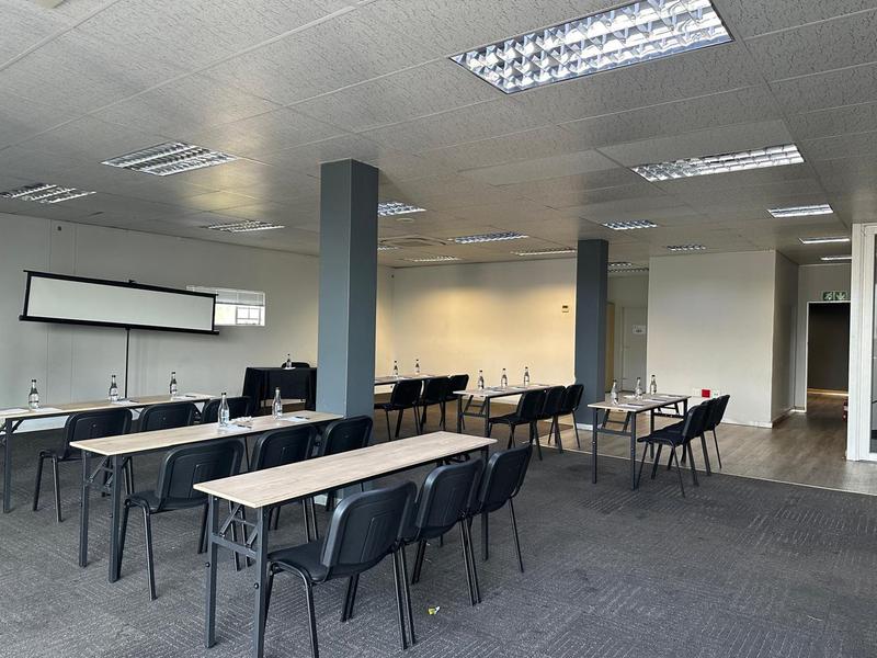 To Let Commercial Property for Rent in Mthata Eastern Cape